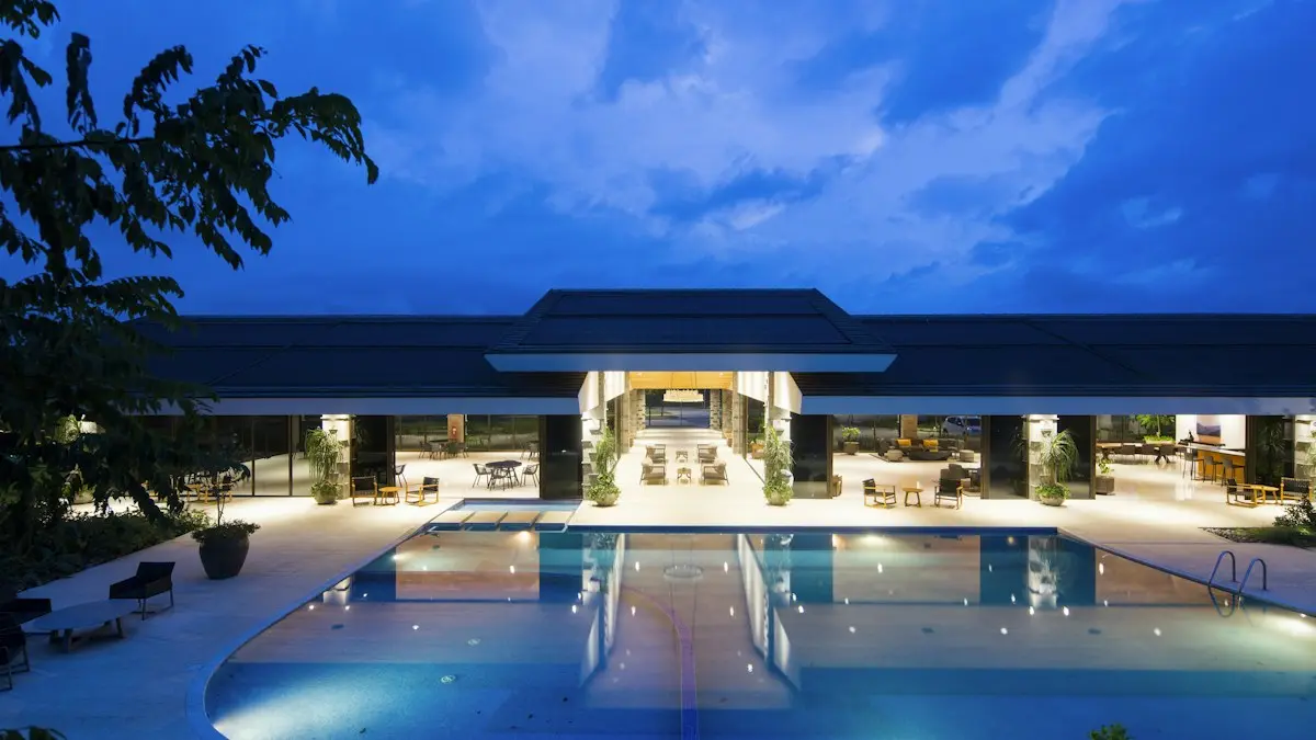 Luxury Hotel Marketing Strategy: How Premium Hotels Win Direct Bookings and Loyalty